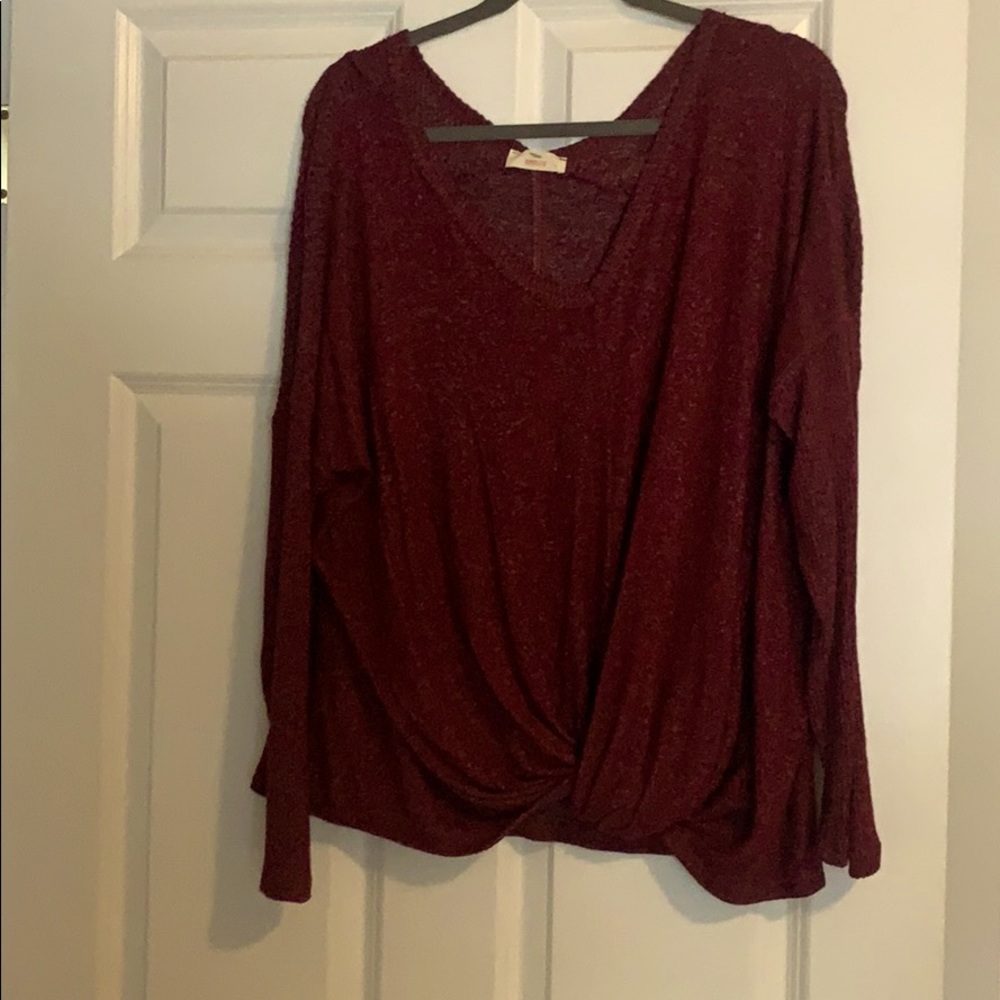 Maroon sweater